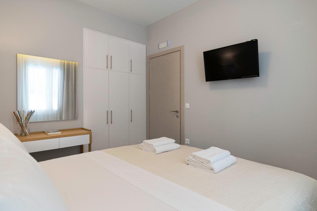 Sonja Beachfront Apartments 카토다라초 외부 사진