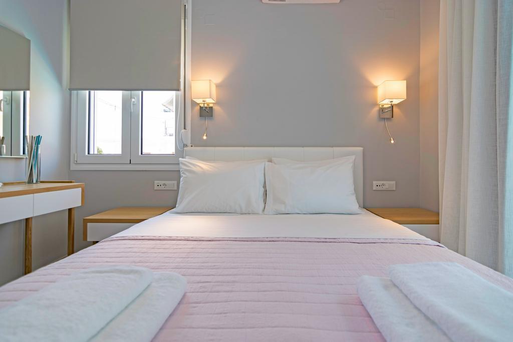 Sonja Beachfront Apartments 카토다라초 외부 사진