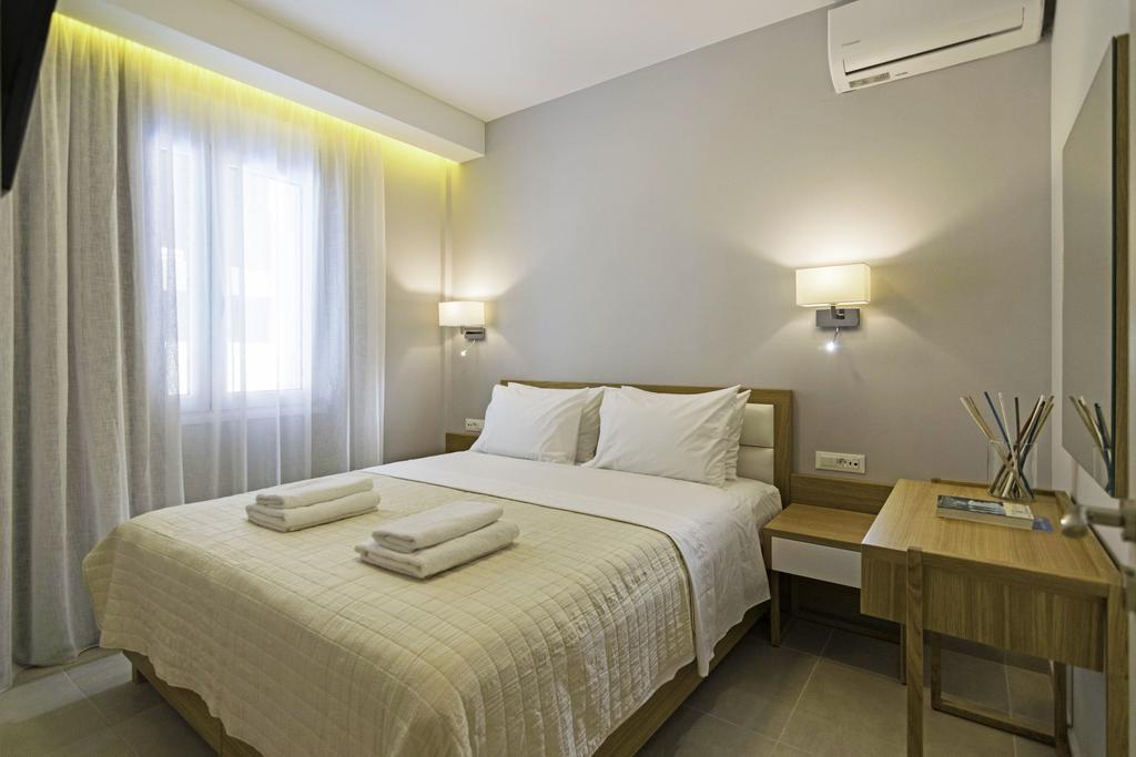 Sonja Beachfront Apartments 카토다라초 외부 사진