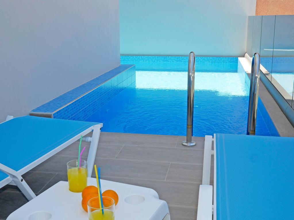 Sonja Beachfront Apartments 카토다라초 외부 사진