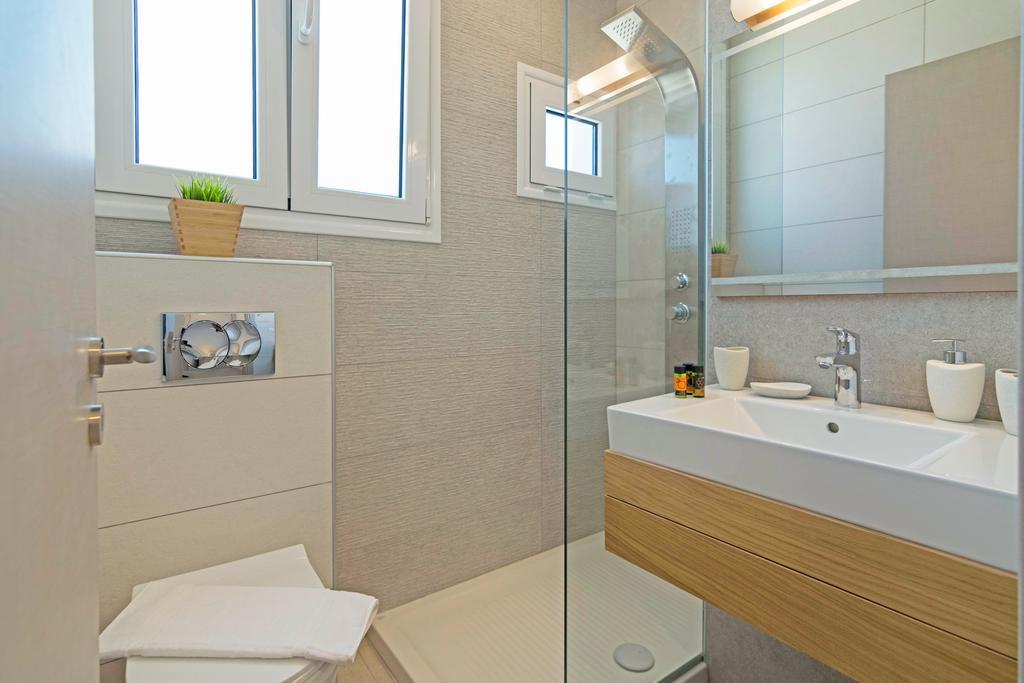 Sonja Beachfront Apartments 카토다라초 외부 사진