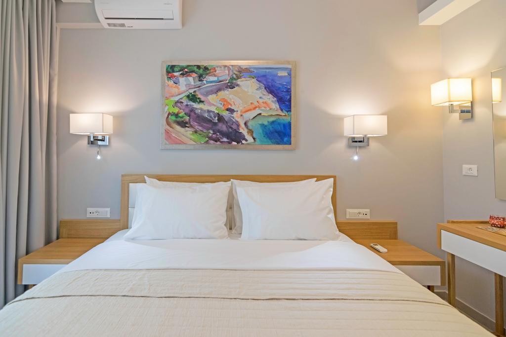 Sonja Beachfront Apartments 카토다라초 외부 사진