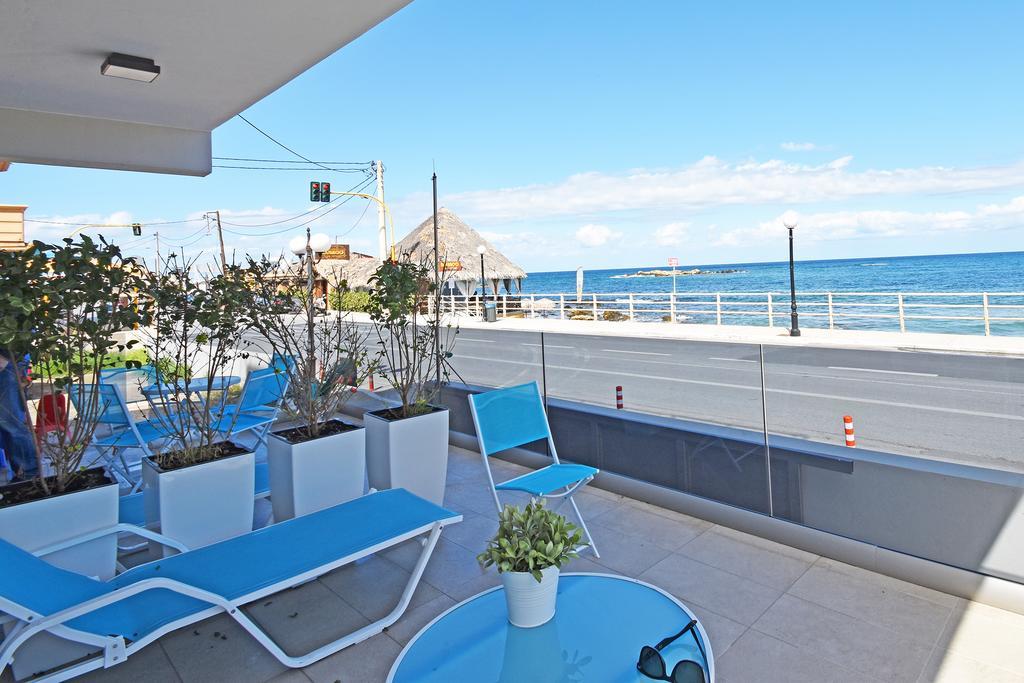 Sonja Beachfront Apartments 카토다라초 외부 사진