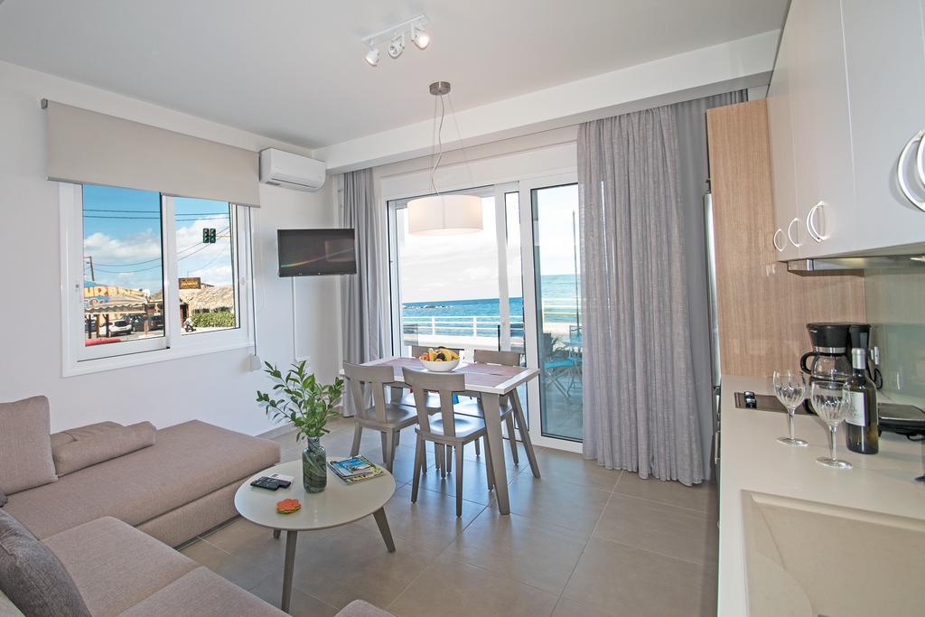 Sonja Beachfront Apartments 카토다라초 외부 사진